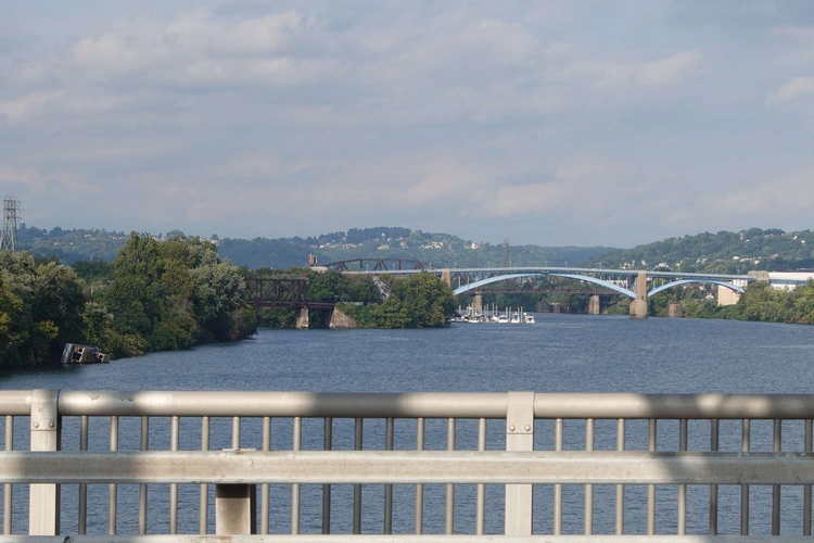 USA_2022-09-19 16-41-04_RX_03036
